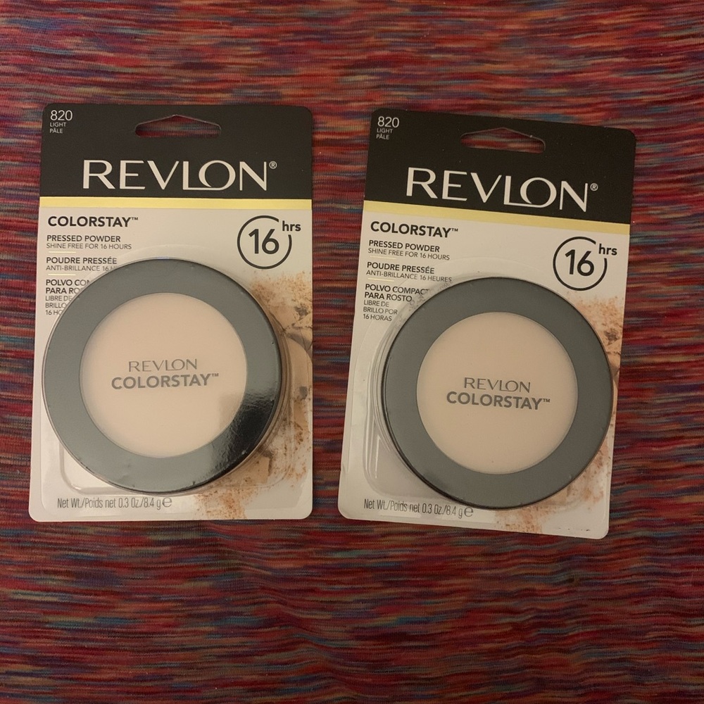 2 Revlon colorstay pressed powder NIP